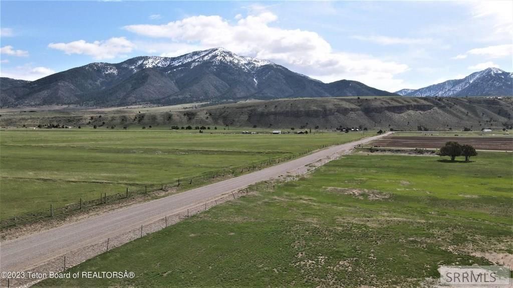 Image 2 of property listing at TBD Old Irwin Road, Irwin, ID 83428