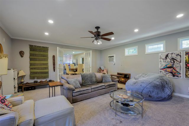 9835 Estate Lane, Dallas, TX 75238