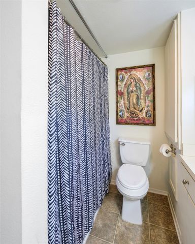 9835 Estate Lane, Dallas, TX 75238