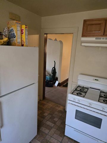 19185 Stotter Street, Detroit, MI 48234