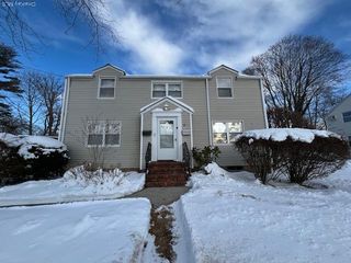 5 Shadyside Avenue A-Right side, Port Washington, NY 11050