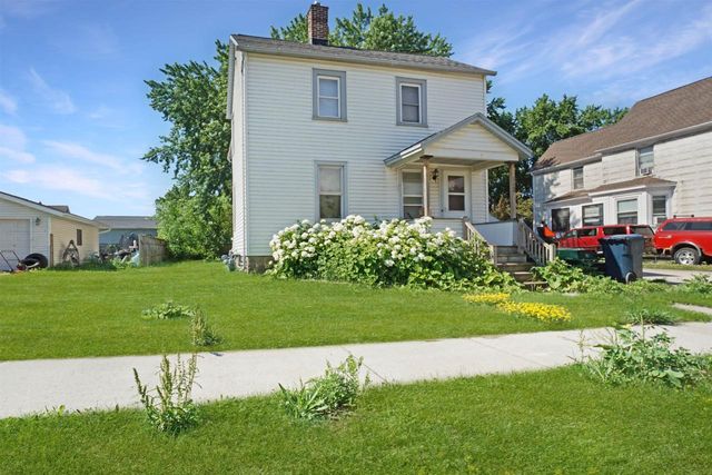 112 W COTTON STREET, Fond Du Lac, WI 54935