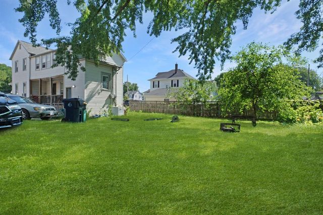 112 W COTTON STREET, Fond Du Lac, WI 54935