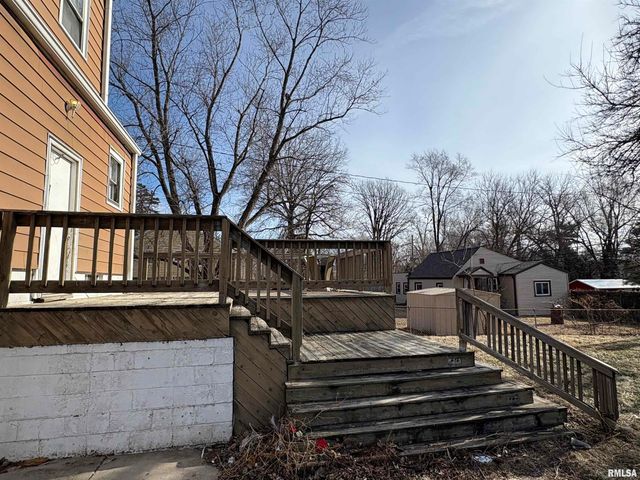 2214 W TRIPP Avenue, Peoria, IL 61604