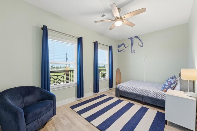 18705 Warrior Road, Galveston, TX 77554