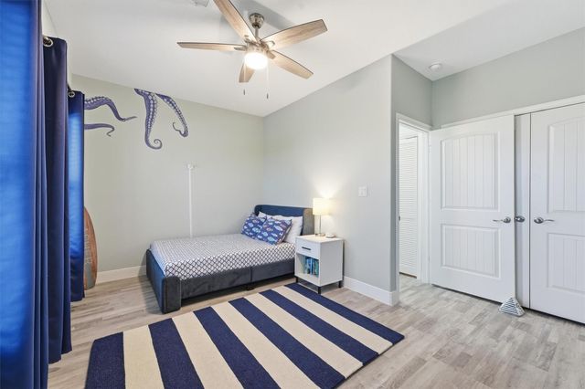 18705 Warrior Road, Galveston, TX 77554