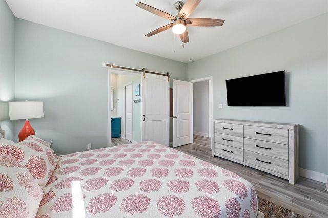 18705 Warrior Road, Galveston, TX 77554