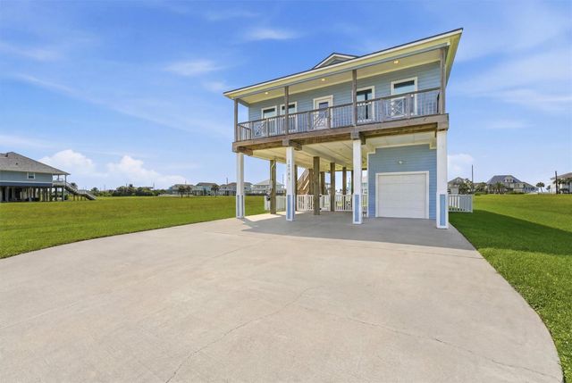 18705 Warrior Road, Galveston, TX 77554