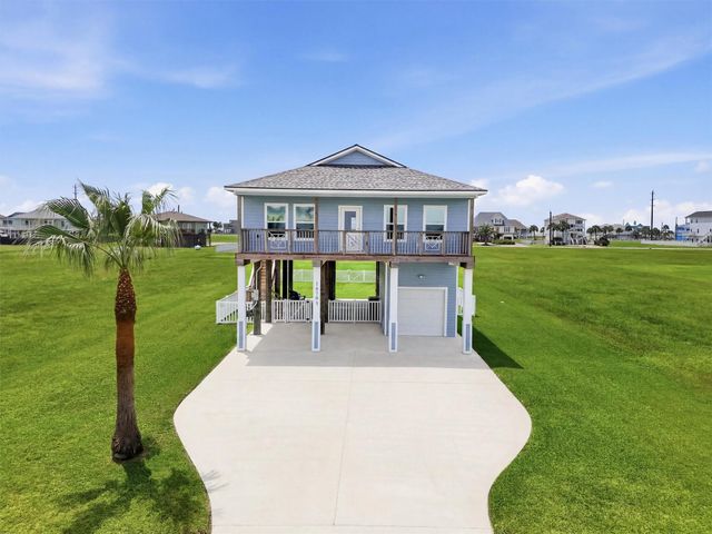 18705 Warrior Road, Galveston, TX 77554