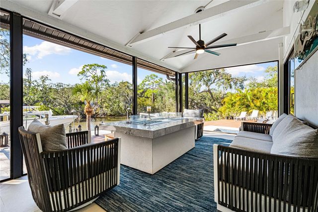 2500 MONTEREY STREET, Sarasota, FL 34231
