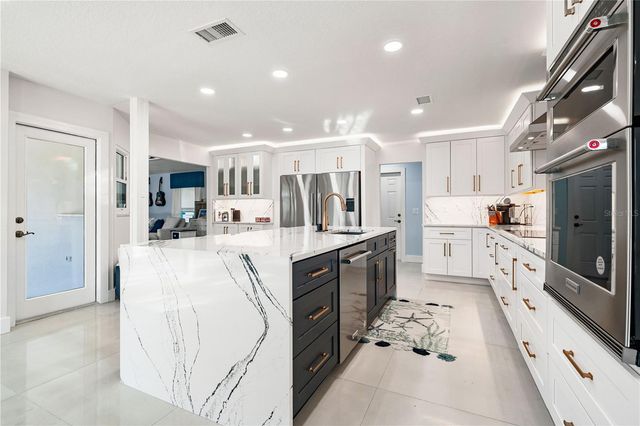 2500 MONTEREY STREET, Sarasota, FL 34231