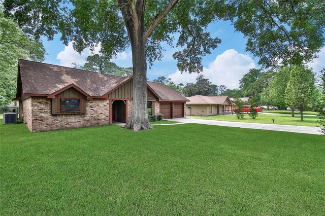 1626 Hamblen Road, Kingwood, TX 77339