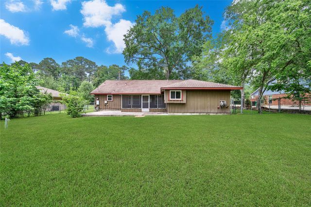 1626 Hamblen Road, Kingwood, TX 77339