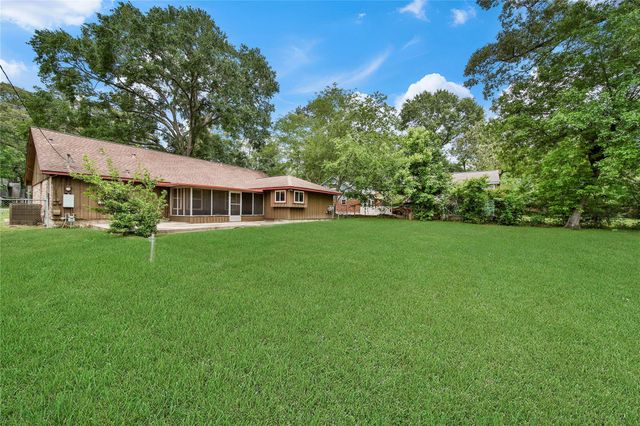 1626 Hamblen Road, Kingwood, TX 77339