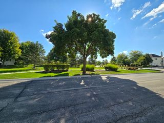 1121 Iron Horse Court, Elgin, IL 60124