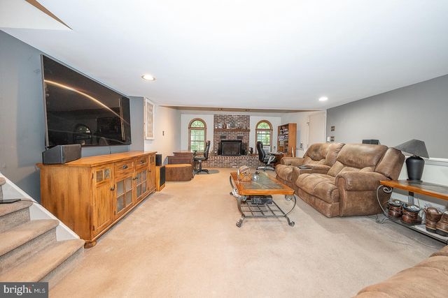 1310 MARY JANE LN, West Chester, PA 19380