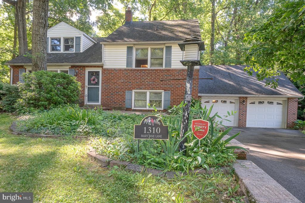 1310 MARY JANE LN, West Chester, PA 19380
