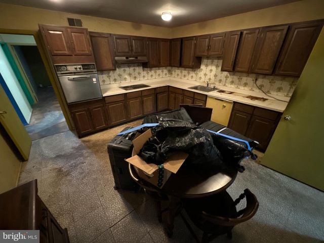 5501 WOODENHAWK CIR, Columbia, MD 21044