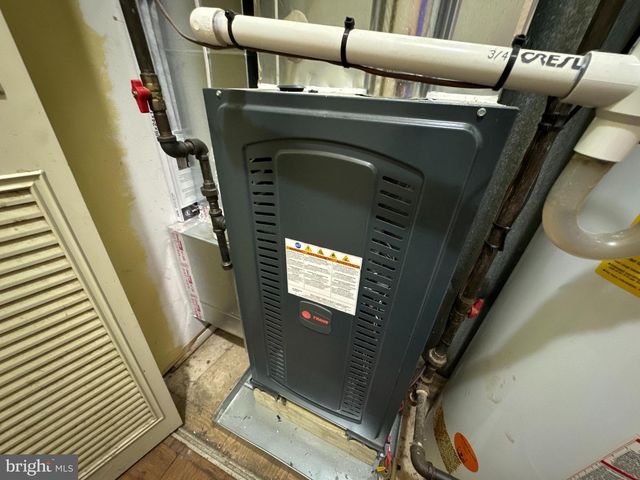 5501 WOODENHAWK CIR, Columbia, MD 21044