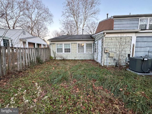 5501 WOODENHAWK CIR, Columbia, MD 21044