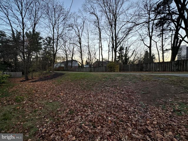 5501 WOODENHAWK CIR, Columbia, MD 21044