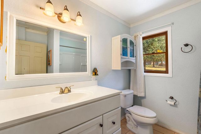 25290 Lodge Road, Idyllwild, CA 92549