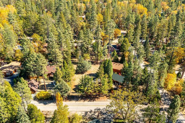 25290 Lodge Road, Idyllwild, CA 92549