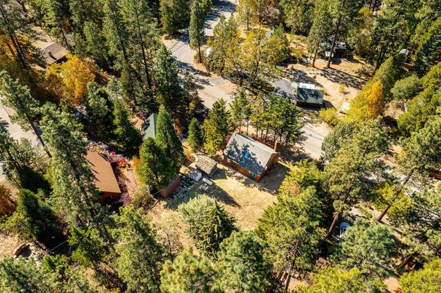 25290 Lodge Road, Idyllwild, CA 92549