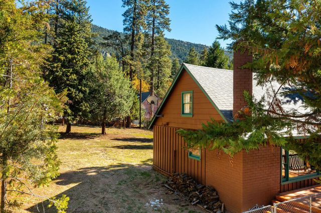 25290 Lodge Road, Idyllwild, CA 92549