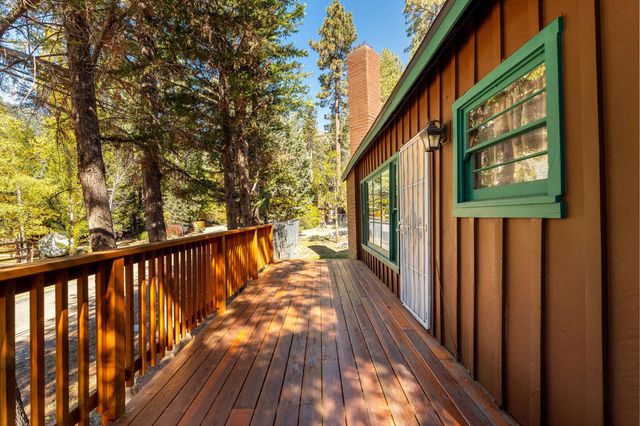 25290 Lodge Road, Idyllwild, CA 92549