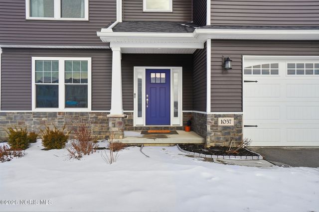 1037 Stoneleigh Road, Perrysburg, OH 43551