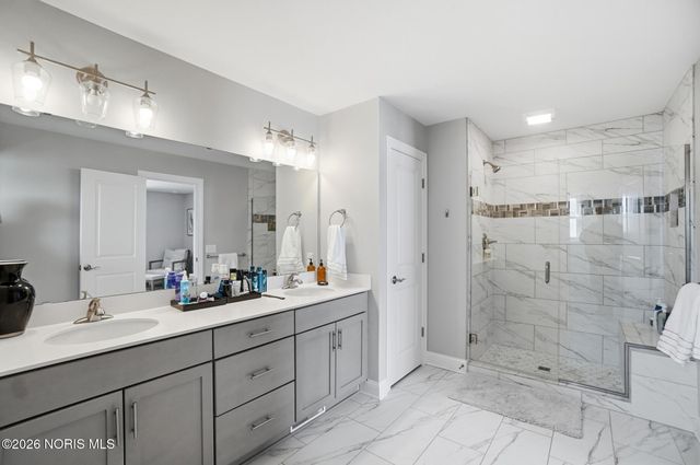 1037 Stoneleigh Road, Perrysburg, OH 43551