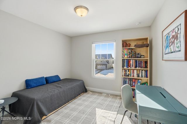 1037 Stoneleigh Road, Perrysburg, OH 43551