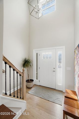 1037 Stoneleigh Road, Perrysburg, OH 43551