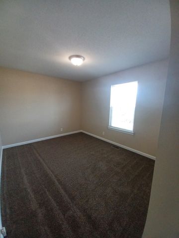 920 Van Buren Ave, Oak Grove, KY 42262