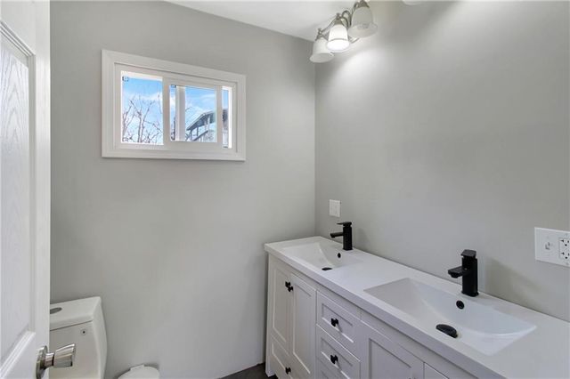 1710 Morgan Avenue, Parsons, KS 67357