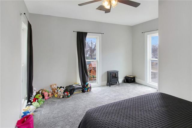 1710 Morgan Avenue, Parsons, KS 67357