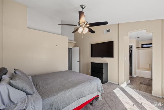 11919 Hannah Denise Avenue, Bakersfield, CA 93312