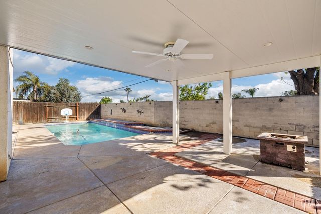 11919 Hannah Denise Avenue, Bakersfield, CA 93312