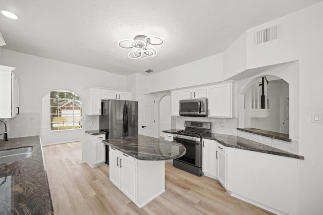 8907 Aberdeen Park Drive, Houston, TX 77095