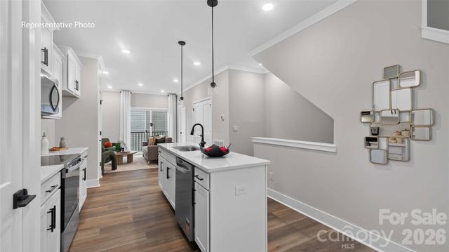 513 Annagh Drive, Charlotte, NC 28217