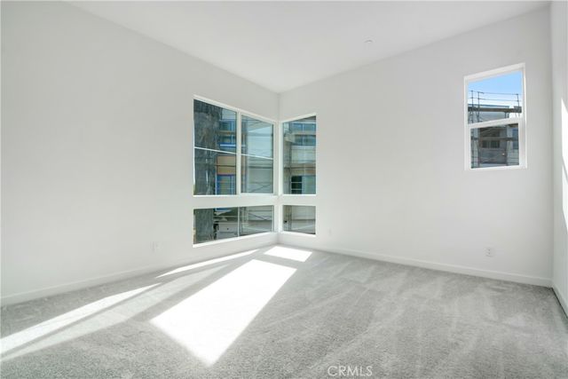 4127 E Circle Paseo 202, Ontario, CA 91764