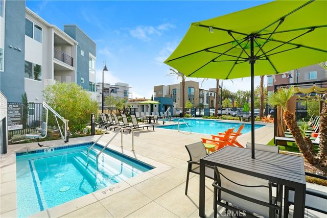 4127 E Circle Paseo 202, Ontario, CA 91764