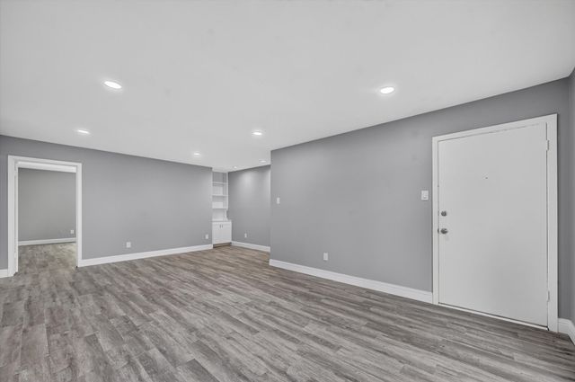 5033 Cedar Springs Road, Dallas, TX 75235