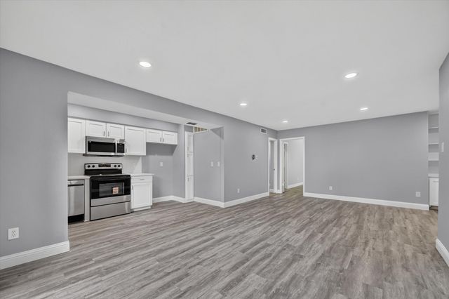 5033 Cedar Springs Road, Dallas, TX 75235