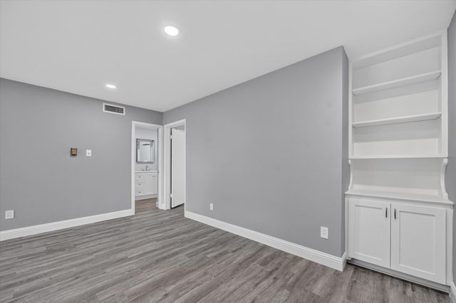 5033 Cedar Springs Road, Dallas, TX 75235