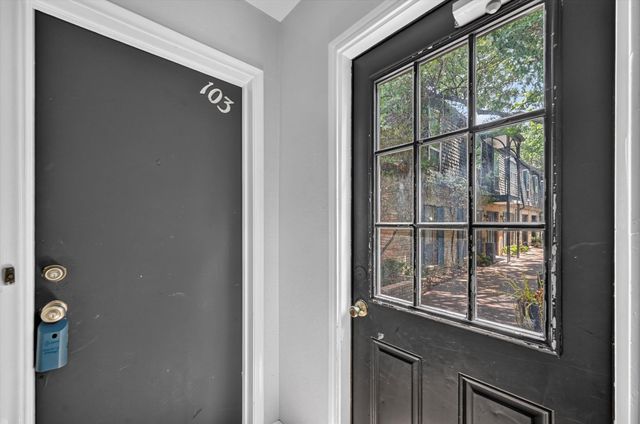 5033 Cedar Springs Road, Dallas, TX 75235