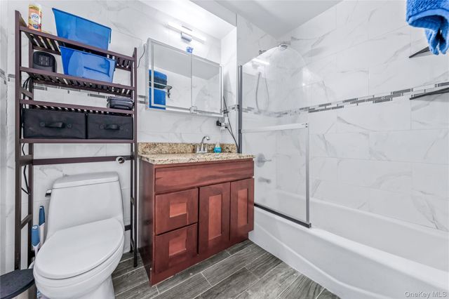 30-63 31st Street 605, Astoria, NY 11102