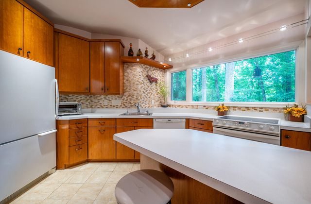8313 Still Spring Court, Bethesda, MD 20817