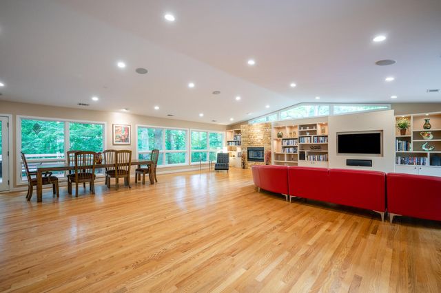 8313 Still Spring Court, Bethesda, MD 20817